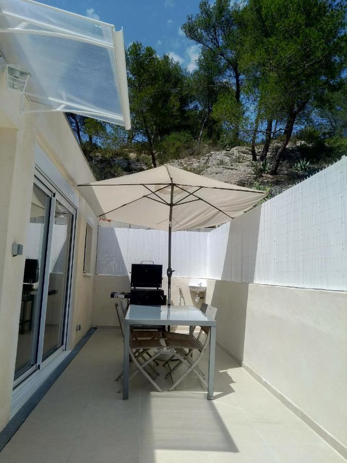 Appartement Meuble Proche De Cassis Рокфор-ла-Бедюл Екстериор снимка